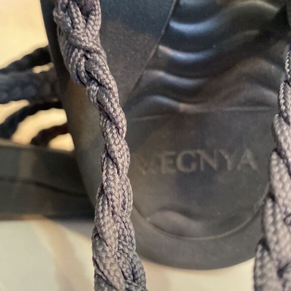 Megnya Womens Braided Grey Black Ankle Strap Comfort Flat Sandals - Picture 10 of 12